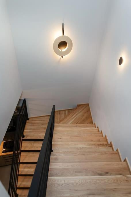 Apartamento The Middle House Satu Mare Exterior foto